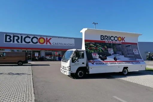Noleggio camion vela