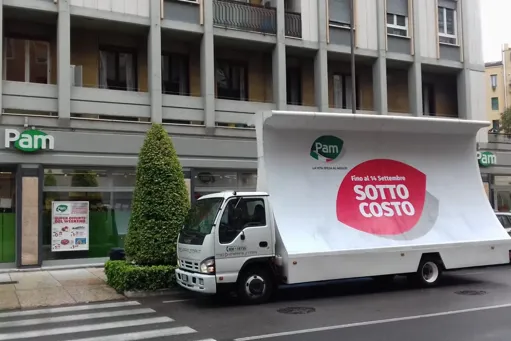Noleggio camion vela