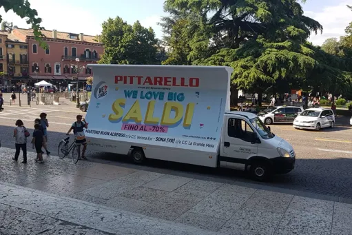 Camion vela Verona
