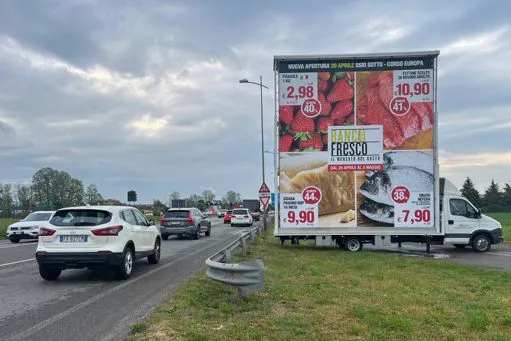 Mediaprisma - Noleggio Camion Vela YouTube
