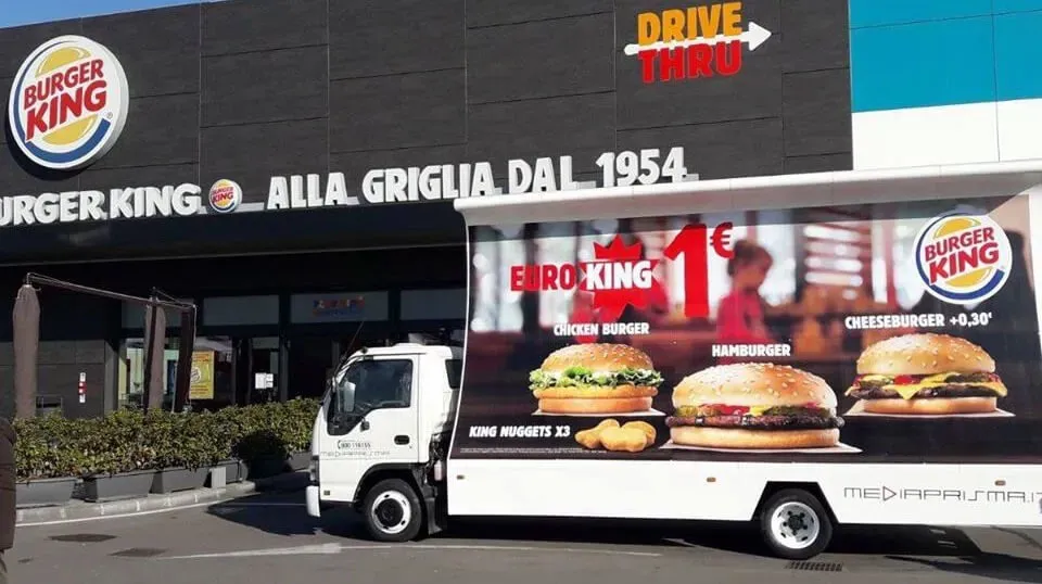 Camion vela a Brescia